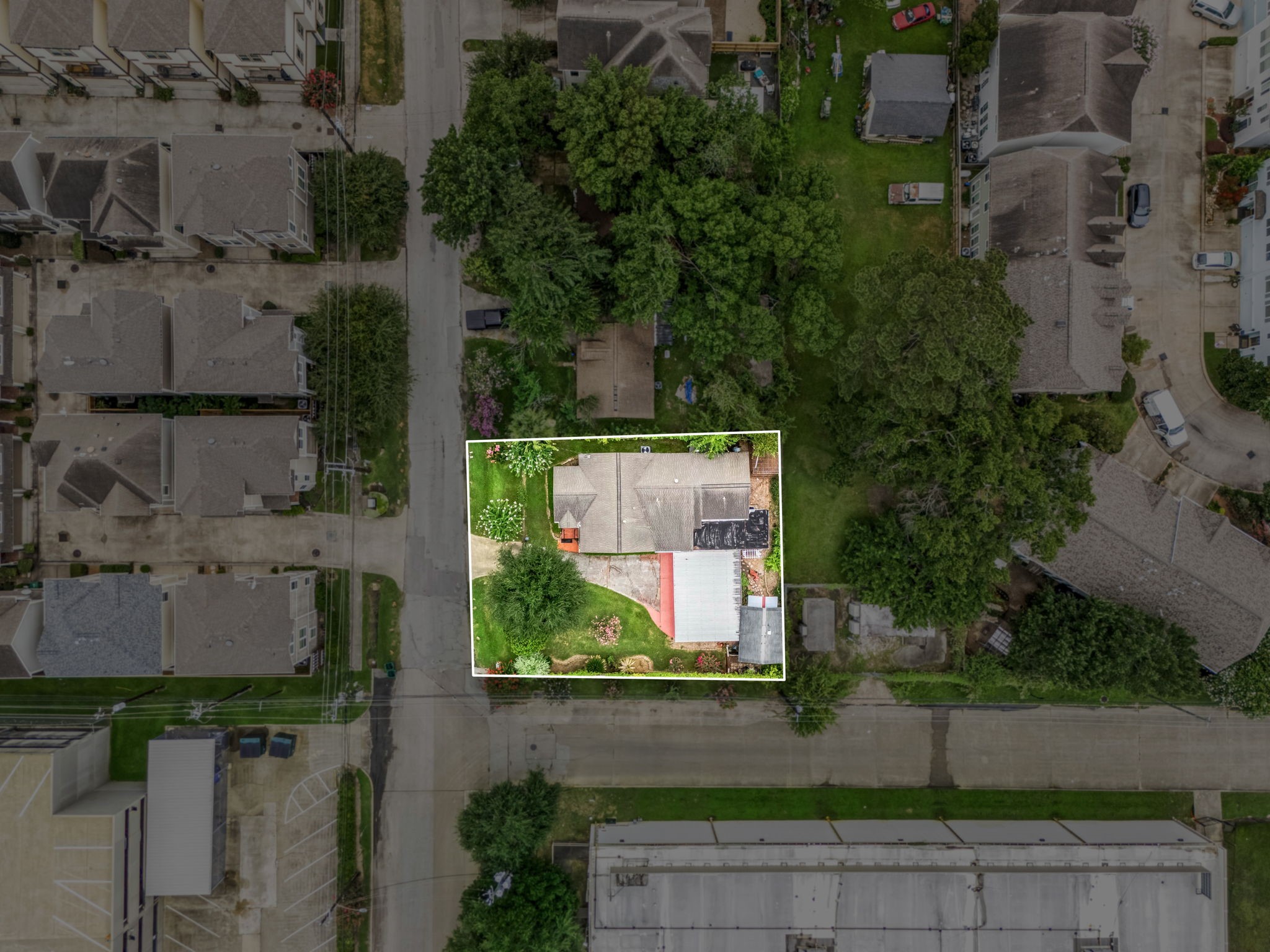 2609 Bevis Street Houston, TX 77008 - Photo 17 of 28 an aerial view of a house with a garden