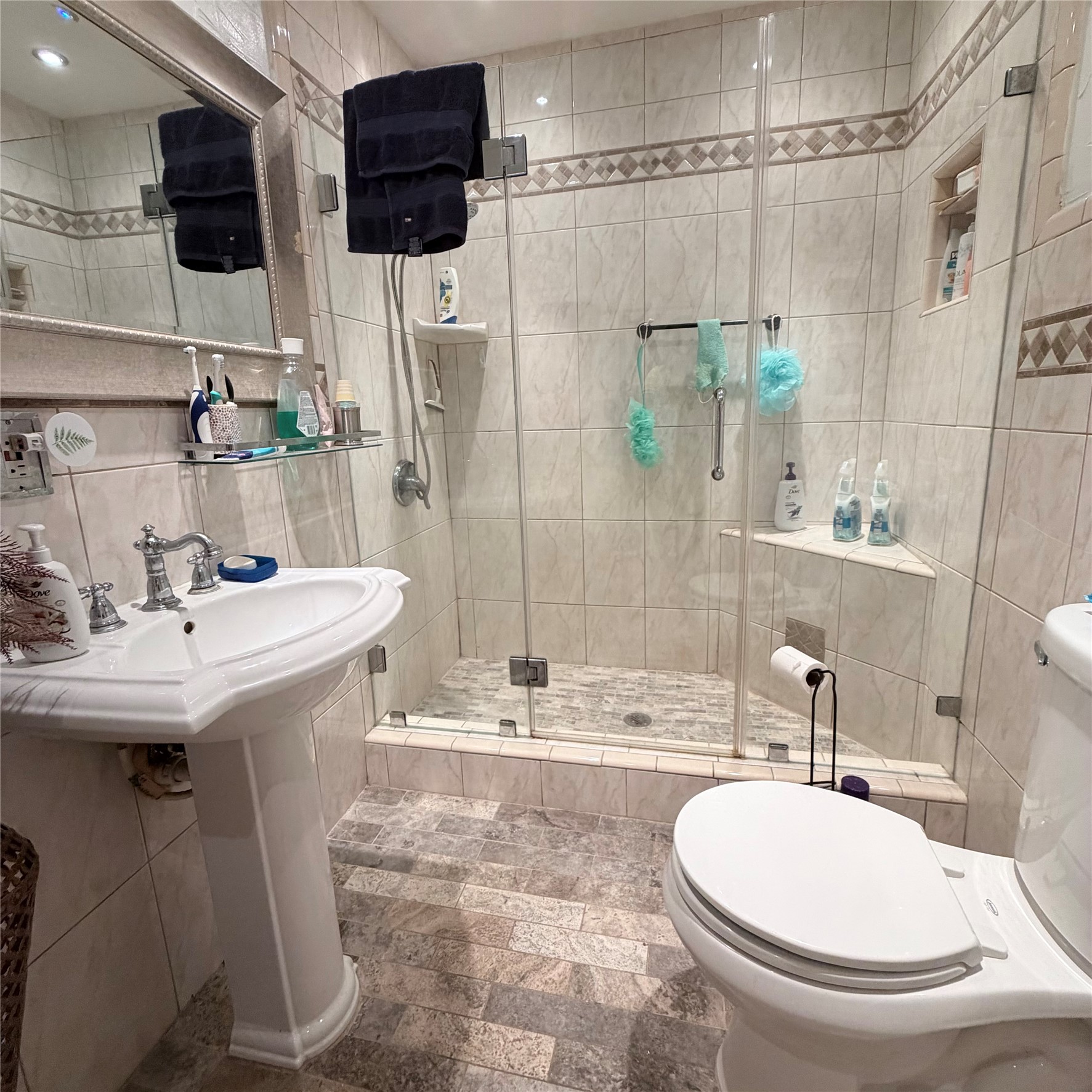2609 Bevis Street Houston, TX 77008 - Photo 10 of 28 a bathroom with a sink a toilet and shower