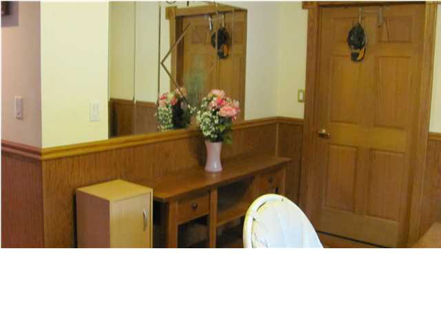 7600 Yankeetown Road Newburgh, IN 47630 - Photo 8 of 31 Gallery Image 8