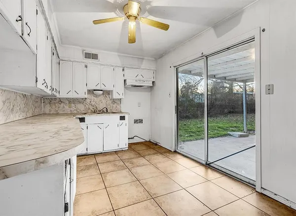 $110,000 | 224 Shellwood Drive, Wake Village, TX 75501