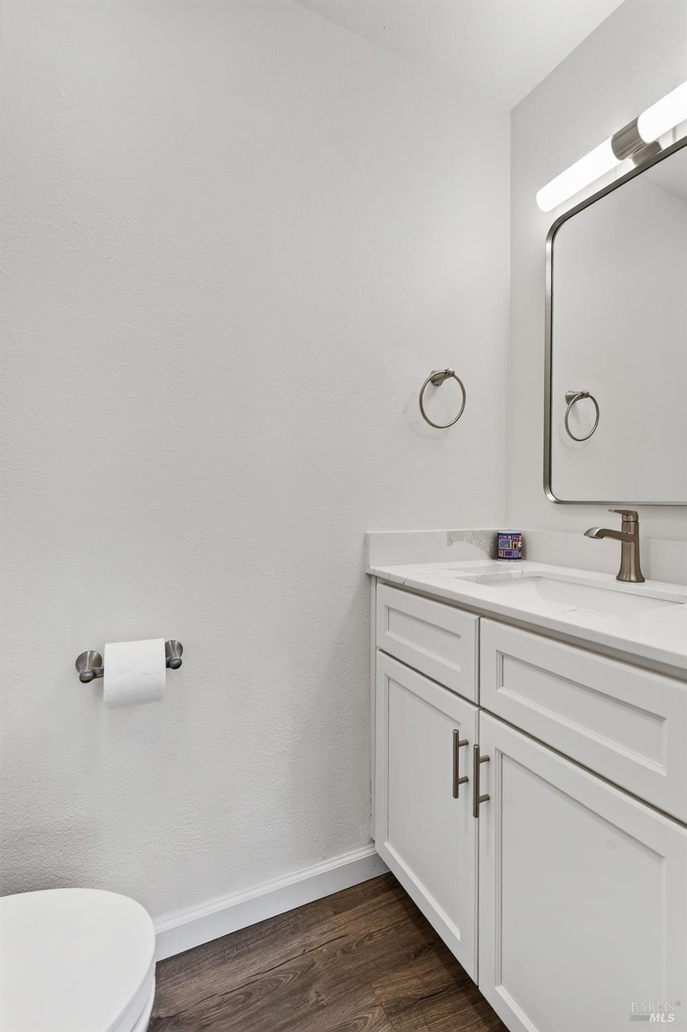 218 Los Alamos Road Santa Rosa, CA 95409 - Photo 9 of 48