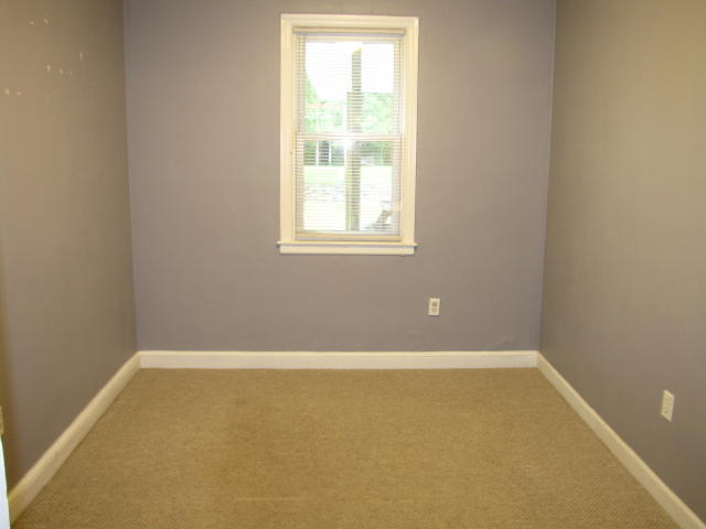 4458 West River Road Salem, VA 24153 - Photo 11 of 19 IMG_0997
