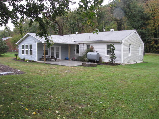 4458 West River Road Salem, VA 24153 - Photo 16 of 19 IMG_1003