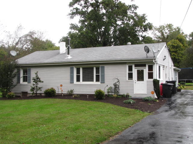 4458 West River Road Salem, VA 24153 - Photo 3 of 19 IMG_0986