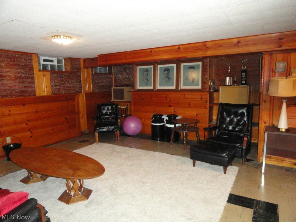 4302 Redfern Road Parma, OH 44134 - Photo 18 of 20