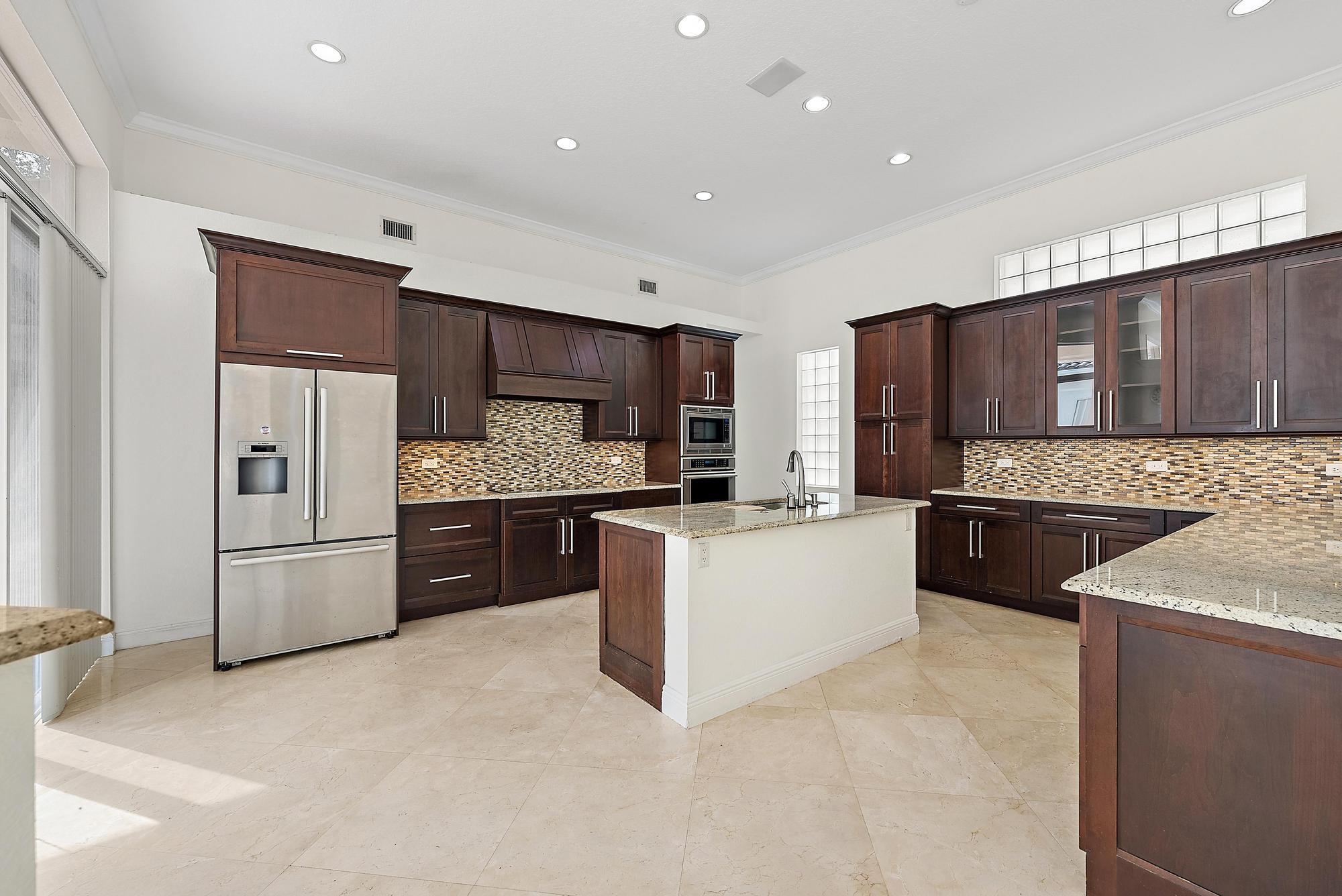 6612 Northwest 23rd Terrace Boca Raton, FL 33496 - Photo 4 of 20 Kitchen