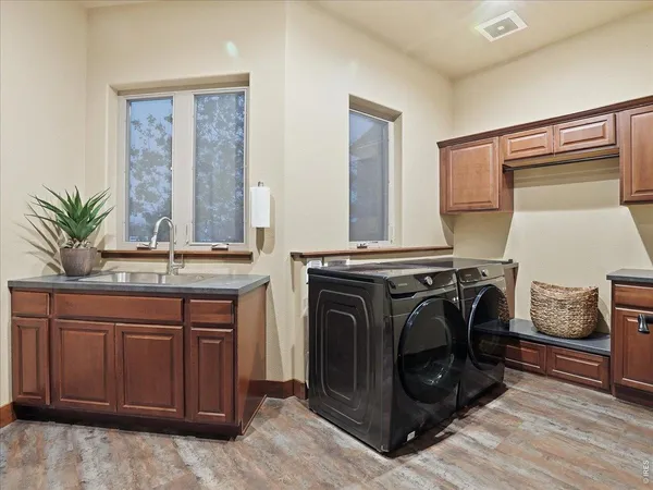 $1,599,000 | 39917 Hilltop Circle, Severance, CO 80610