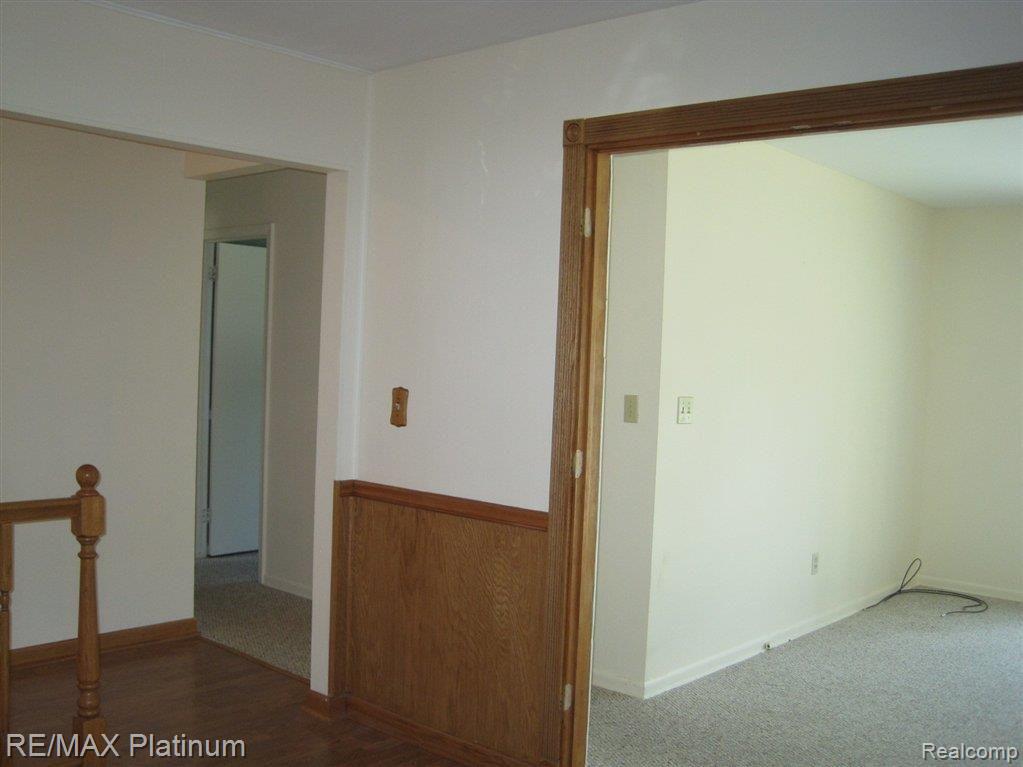 3391 Hammerberg Road Flint, MI 48507 - Photo 4 of 22 Kitchen to Living Rm.JPG