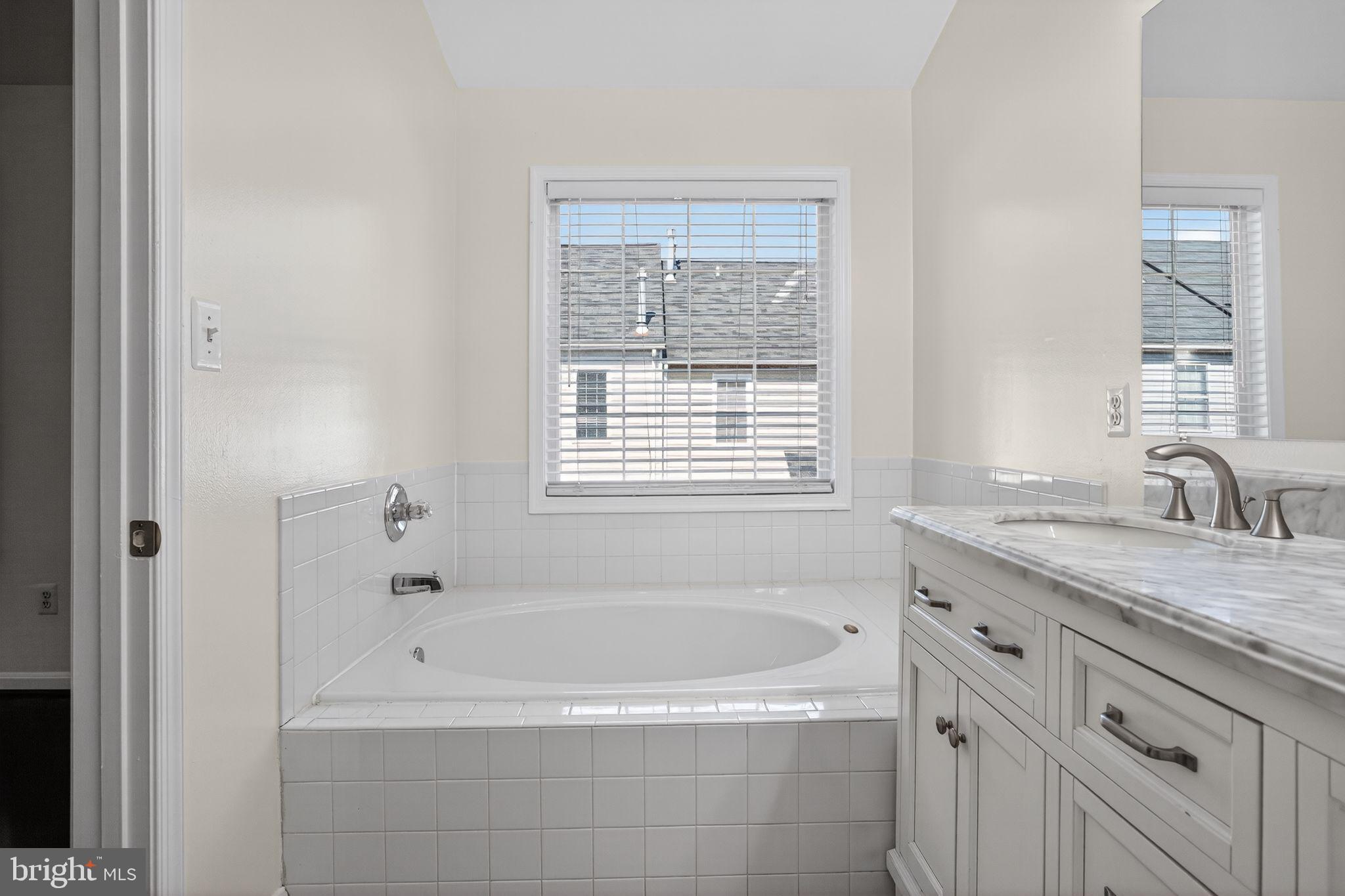 7706 Periwinkle Way Severn, MD 21144 - Photo 15 of 30