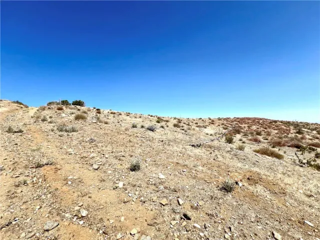 $32,000 | 113 Juniper Mesa Road, Juniper Hills, CA 93543