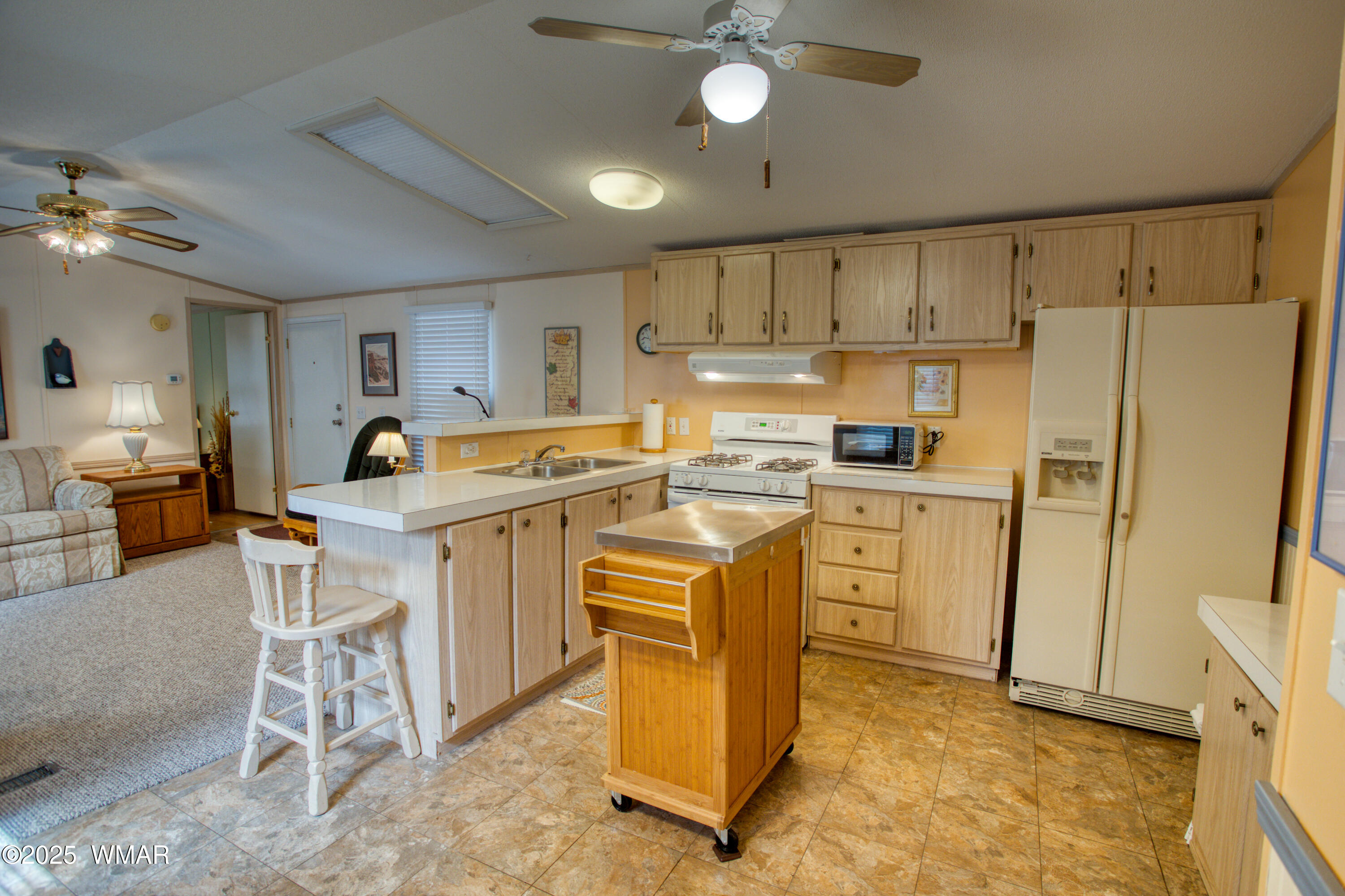 5208 South Blue Ridge Loop Pinetop, AZ 85935 - Photo 12 of 15 Kitchen