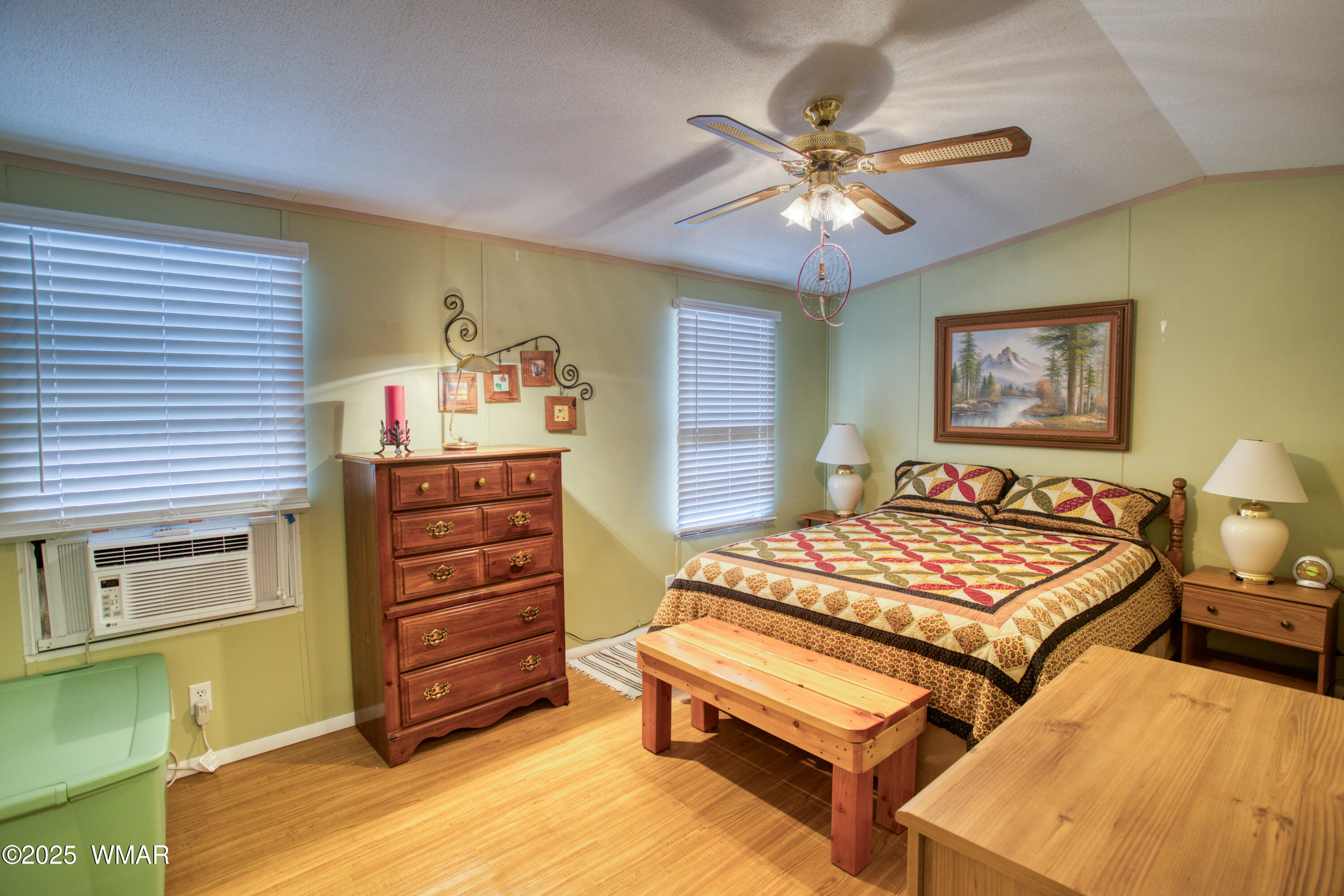5208 South Blue Ridge Loop Pinetop, AZ 85935 - Photo 7 of 15 Master Bedroom