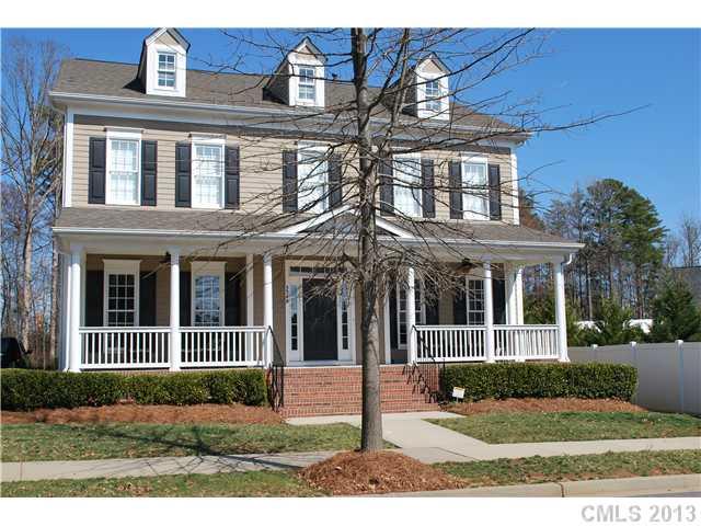 3348 Richard's Crossing, Unit 876 Fort Mill, SC 29708 - Photo 1 of 16
