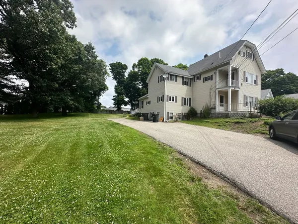 $1,290 | 297 Bacon Street, Unit 3, Natick, MA 01760