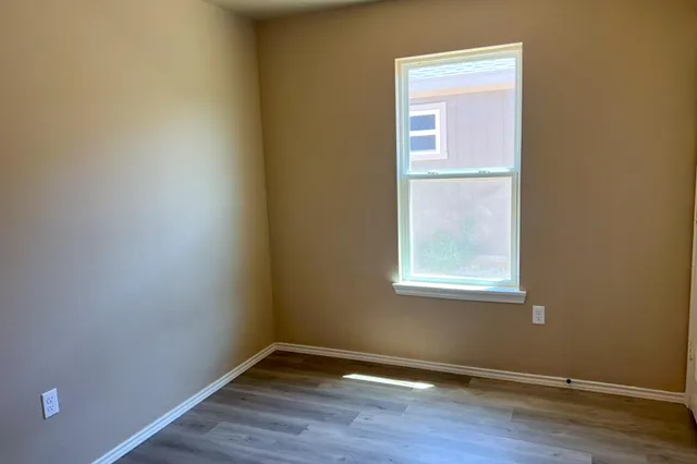 $1,125 | 1507 East 14th Street, Lubbock, TX 79403