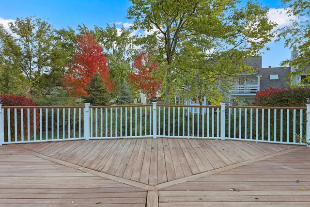 $4,499 | 1356 Larchmont Drive, Buffalo Grove, IL 60089