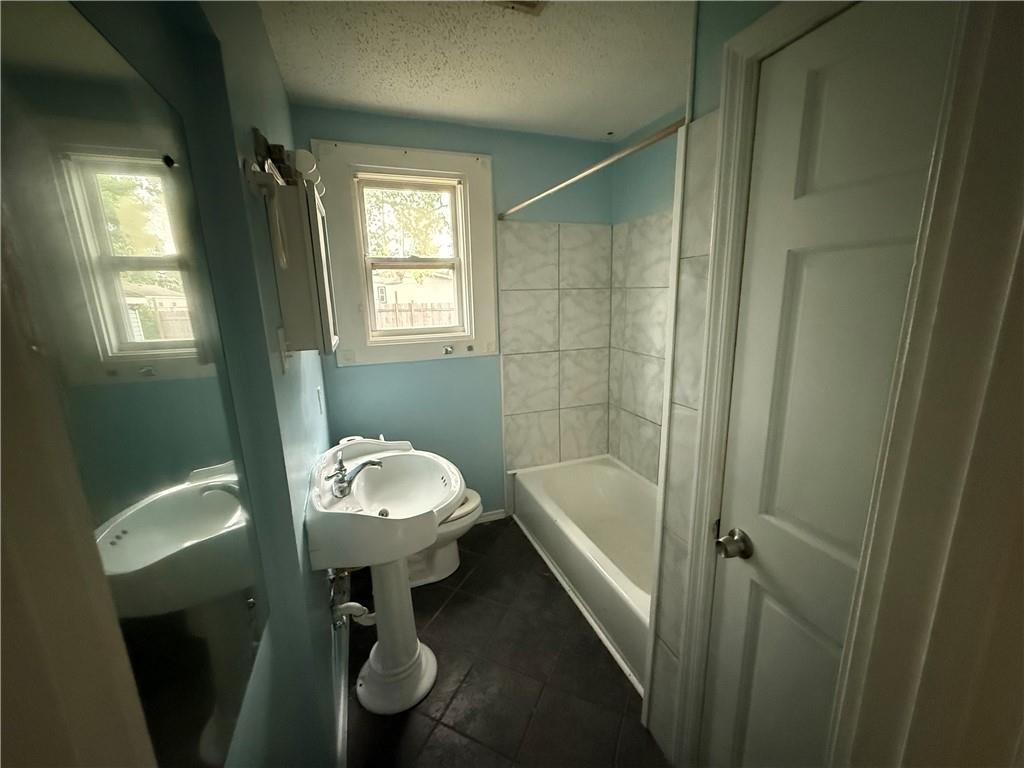 2912 Lloyds Avenue Chalmette, LA 70043 - Photo 4 of 9