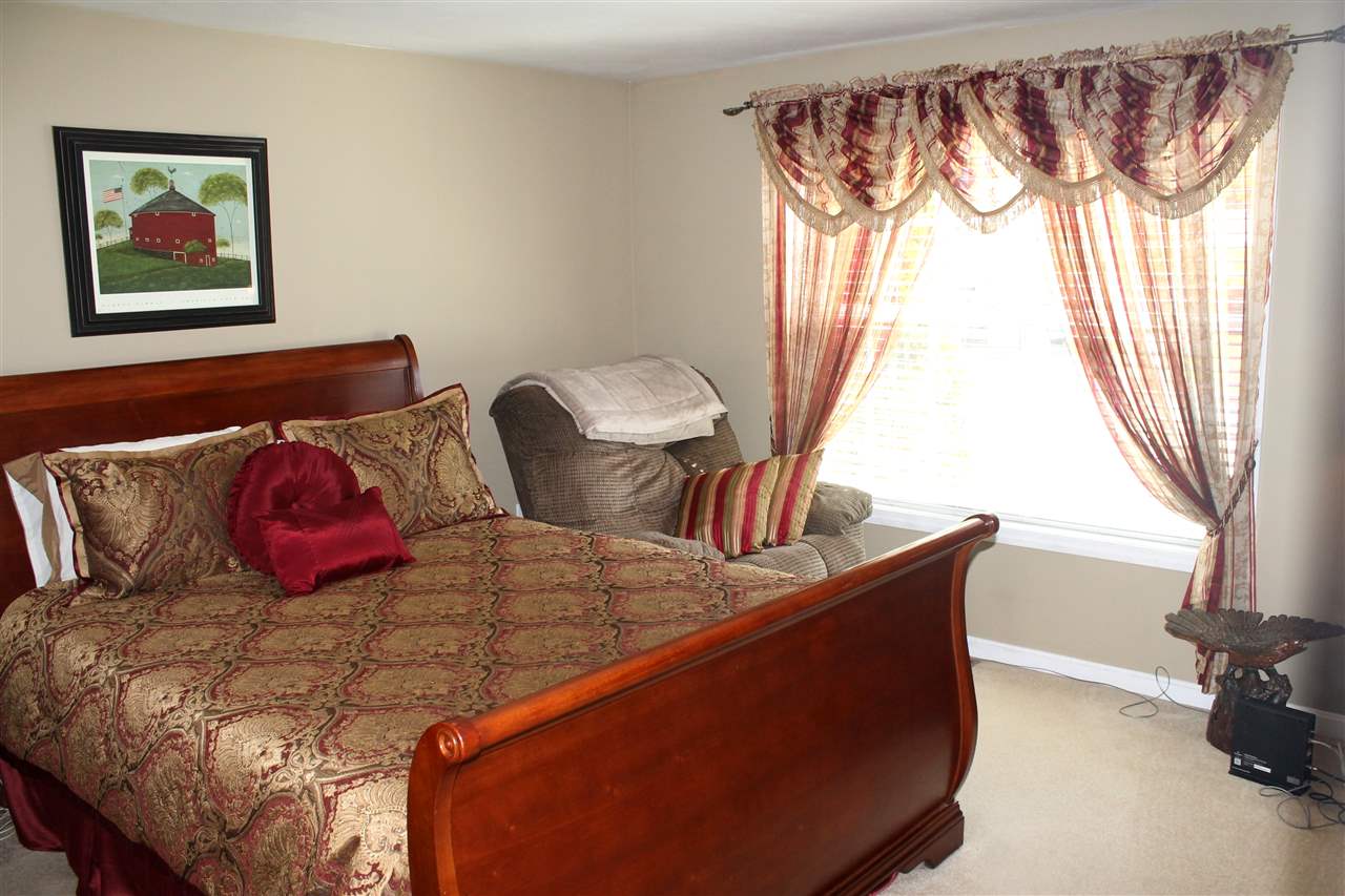 5 Beech Street, Unit 5 Hooksett, NH 03106 - Photo 18 of 29 Gallery Image 18