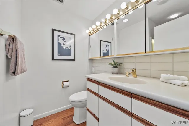 $329,990 | 201 Admirals Walk, Unit 201, Buffalo, NY 14202