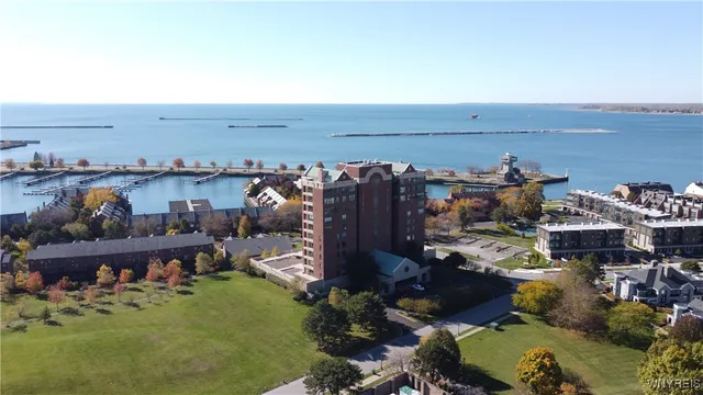$329,990 | 201 Admirals Walk, Unit 201, Buffalo, NY 14202