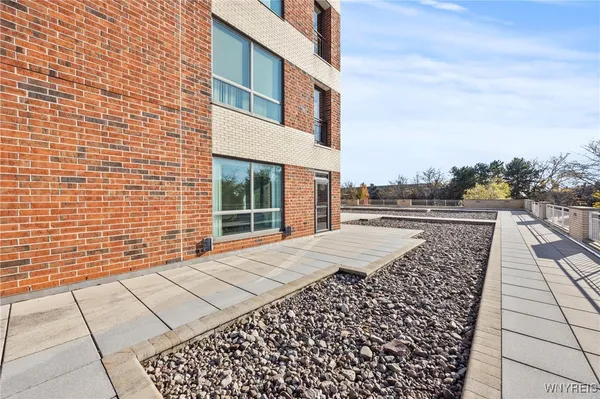 $329,990 | 201 Admirals Walk, Unit 201, Buffalo, NY 14202