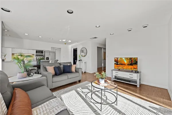 $329,990 | 201 Admirals Walk, Unit 201, Buffalo, NY 14202