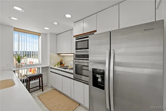$329,990 | 201 Admirals Walk, Unit 201, Buffalo, NY 14202
