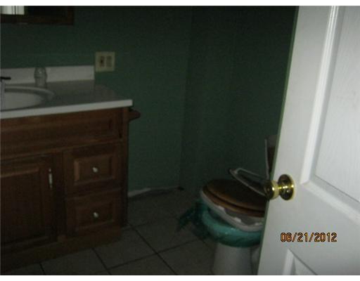 67 West River Road Waterville, ME 04901 - Photo 4 of 6 Bathroom.