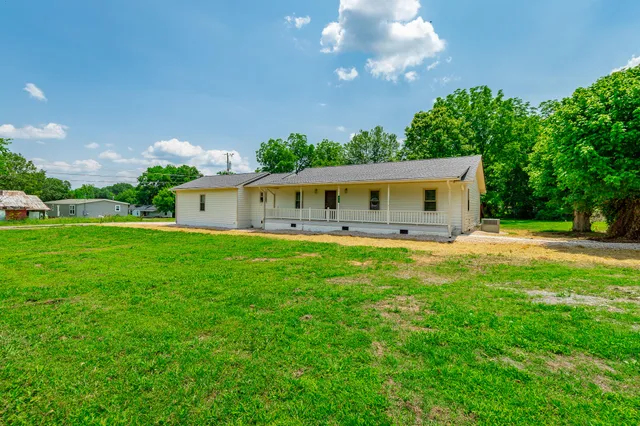 $359,000 | 711 2nd Street, South Pittsburg, TN 37380