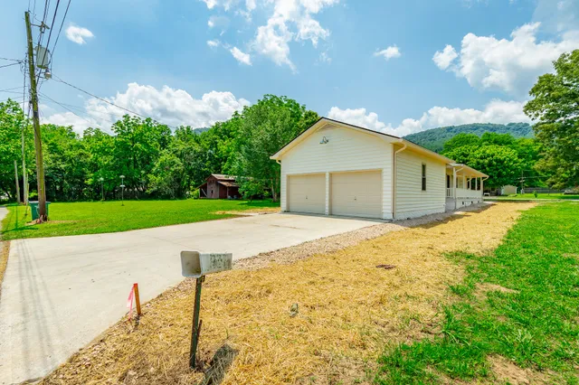 $359,000 | 711 2nd Street, South Pittsburg, TN 37380