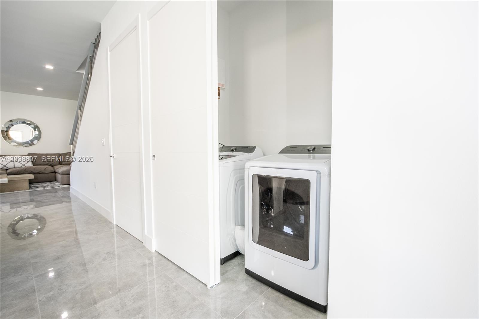 3461 Southwest 25th Street, Unit B Miami, FL 33133 - Photo 5 of 23