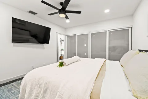 $6,500 | 630 Northeast 15th Place, Boynton Beach, FL 33435