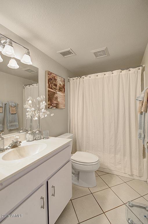 1914 East Grandview Road Phoenix, AZ 85022 - Photo 14 of 17 Other Bathroom