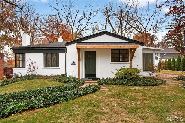 $525,000 | 246 South Old Orchard Avenue, St. Louis, MO 63119