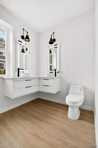 $525,000 | 246 South Old Orchard Avenue, St. Louis, MO 63119