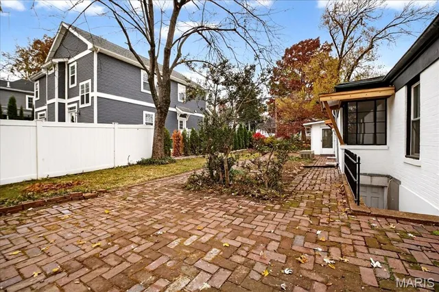 $525,000 | 246 South Old Orchard Avenue, St. Louis, MO 63119