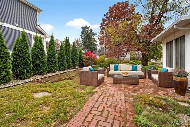 $525,000 | 246 South Old Orchard Avenue, St. Louis, MO 63119