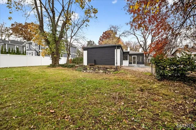 $525,000 | 246 South Old Orchard Avenue, St. Louis, MO 63119