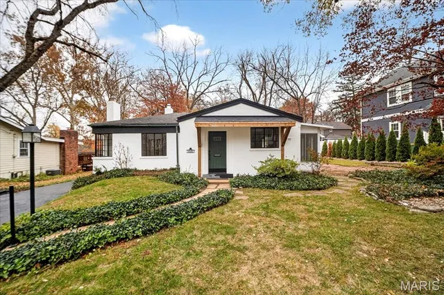 $525,000 | 246 South Old Orchard Avenue, St. Louis, MO 63119