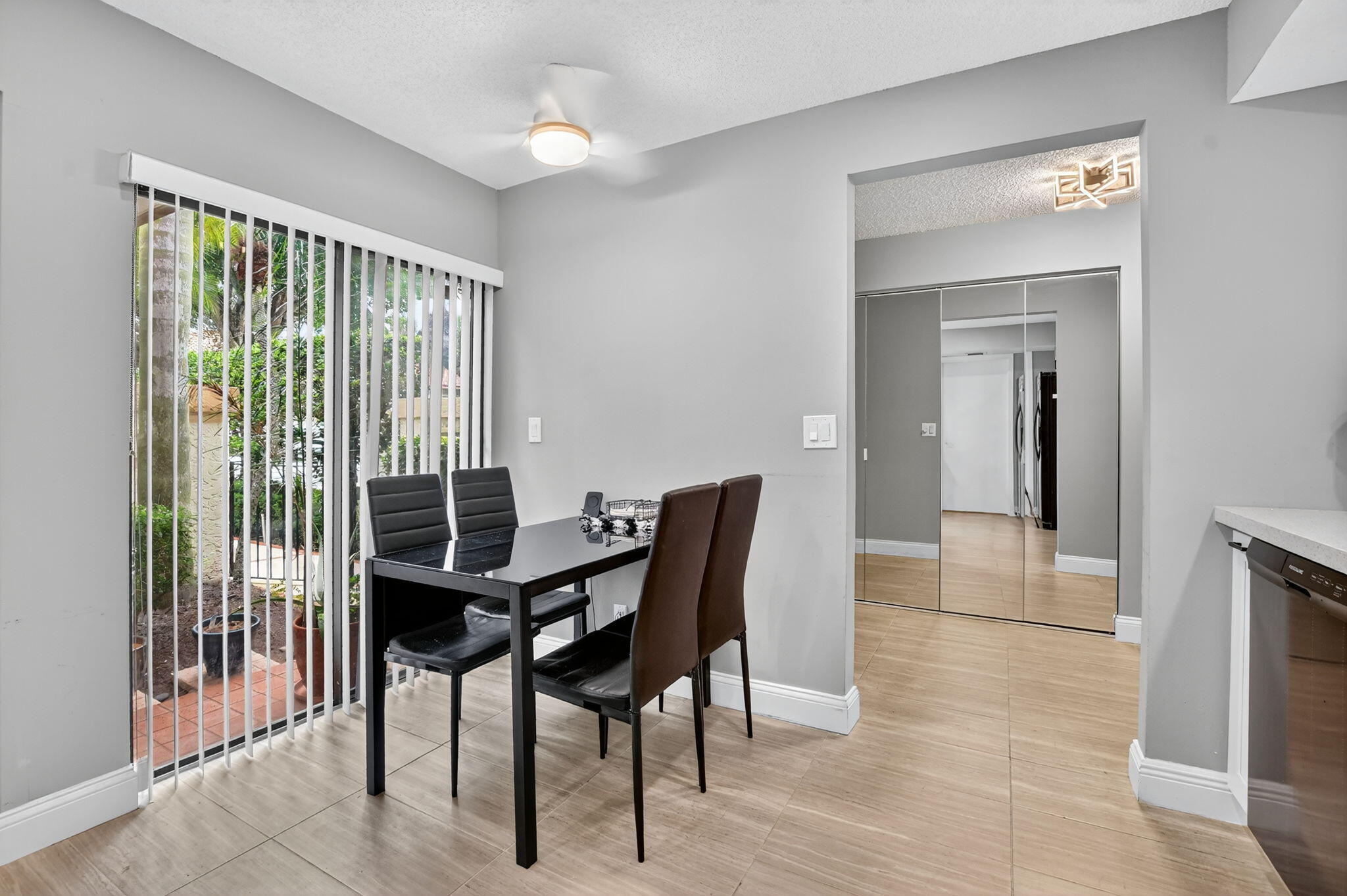 7773 La Mirada Drive Boca Raton, FL 33433 - Photo 14 of 39 Breakfast area