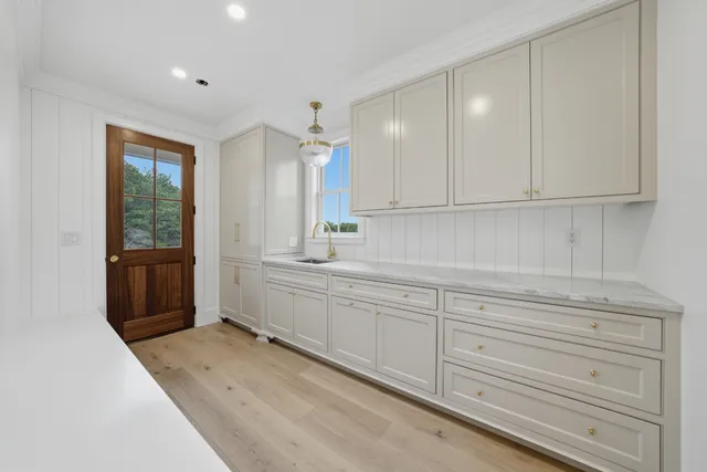 $9,995,000 | 7 Moors End Lane, Nantucket, MA 02554