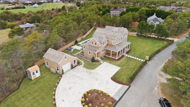 $9,995,000 | 7 Moors End Lane, Nantucket, MA 02554