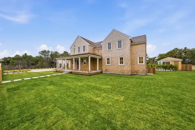 $9,995,000 | 7 Moors End Lane, Nantucket, MA 02554