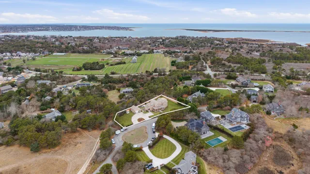 $9,995,000 | 7 Moors End Lane, Nantucket, MA 02554