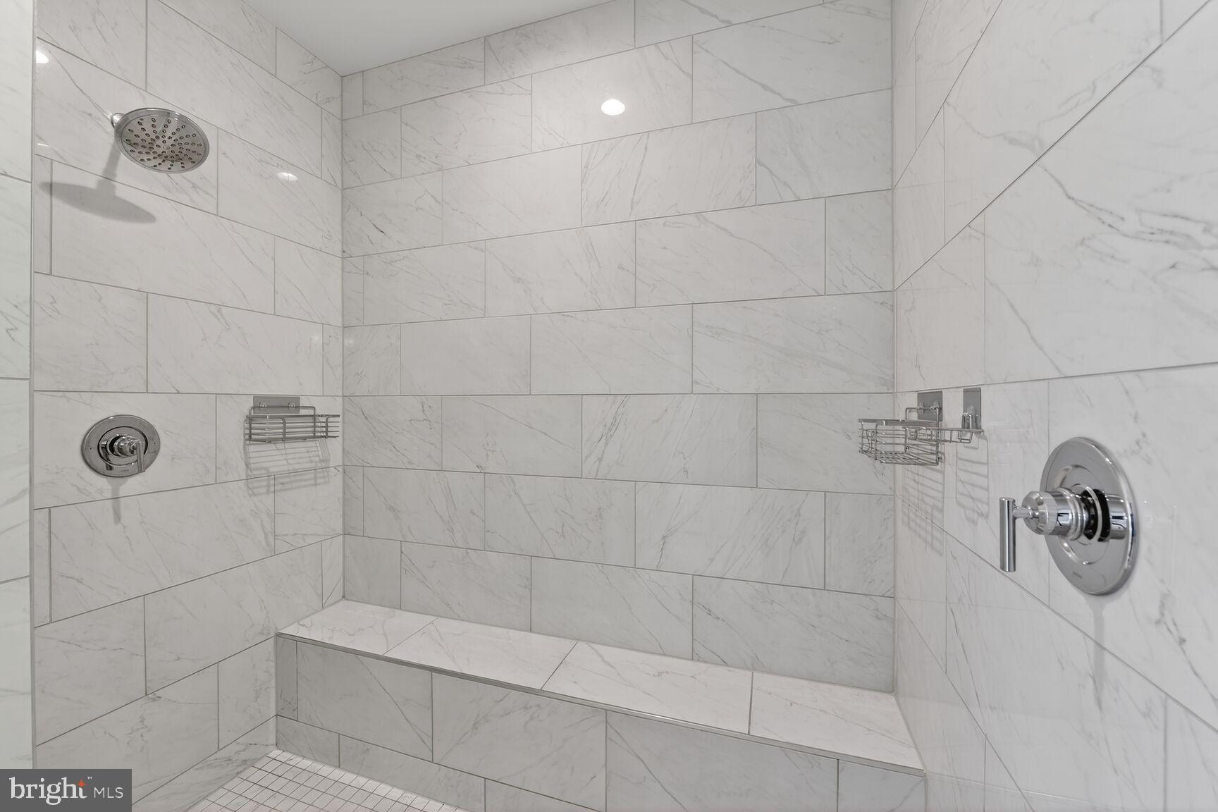 14665 Battery Ridge Lane Centreville, VA 20120 - Photo 33 of 66 a bathroom with a shower