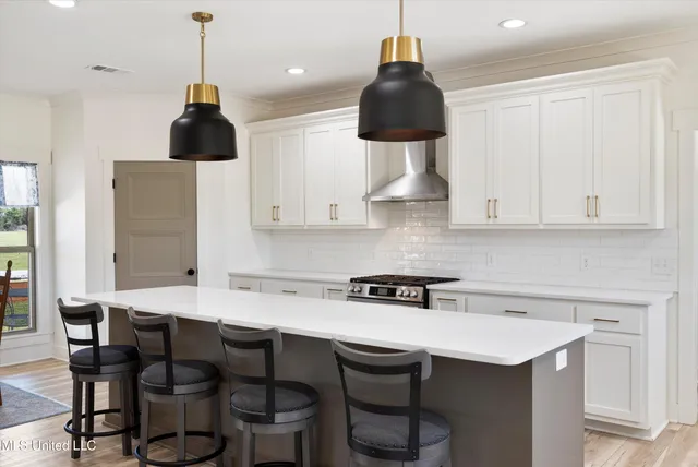 $420,000 | 1227 County Road 90, New Albany, MS 38652