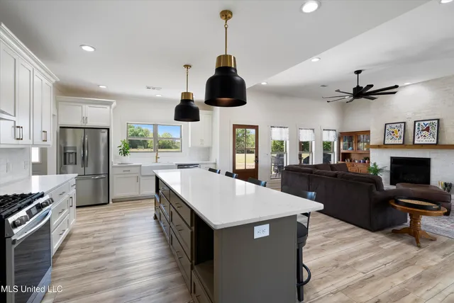 $420,000 | 1227 County Road 90, New Albany, MS 38652