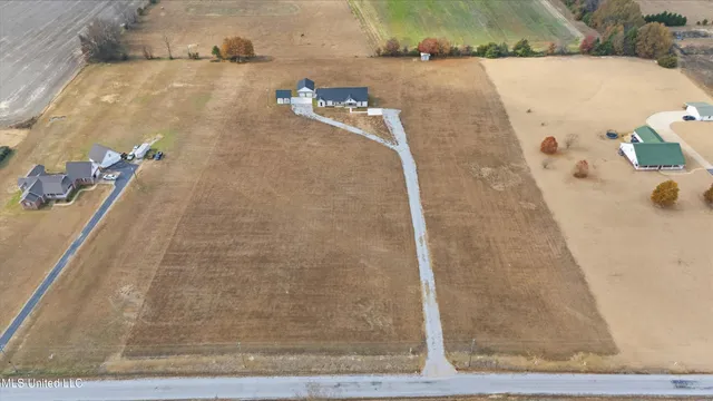 $420,000 | 1227 County Road 90, New Albany, MS 38652