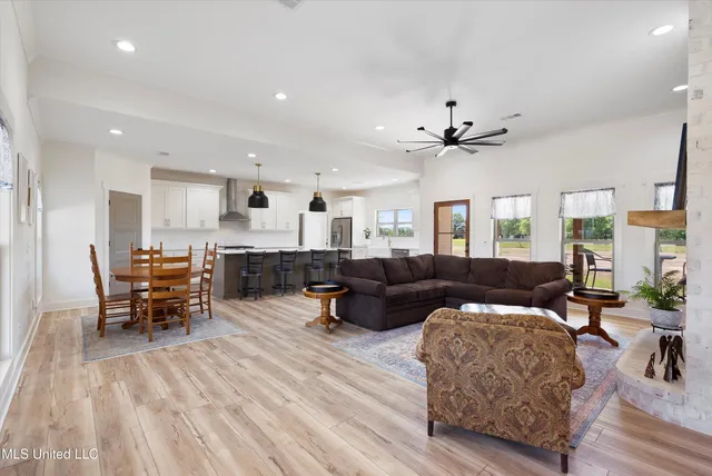 $420,000 | 1227 County Road 90, New Albany, MS 38652