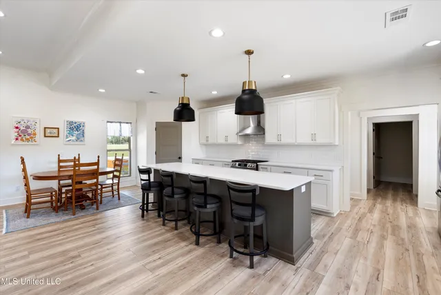 $420,000 | 1227 County Road 90, New Albany, MS 38652